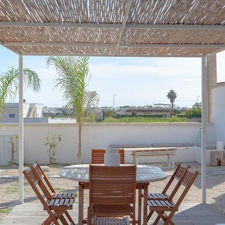 Sunkiss Apartment 500Mt Dal Mare ポルト・チェザーレオ エクステリア 写真
