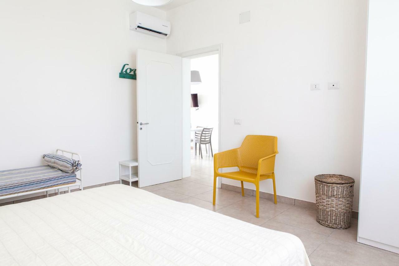 Sunkiss Apartment 500Mt Dal Mare ポルト・チェザーレオ エクステリア 写真