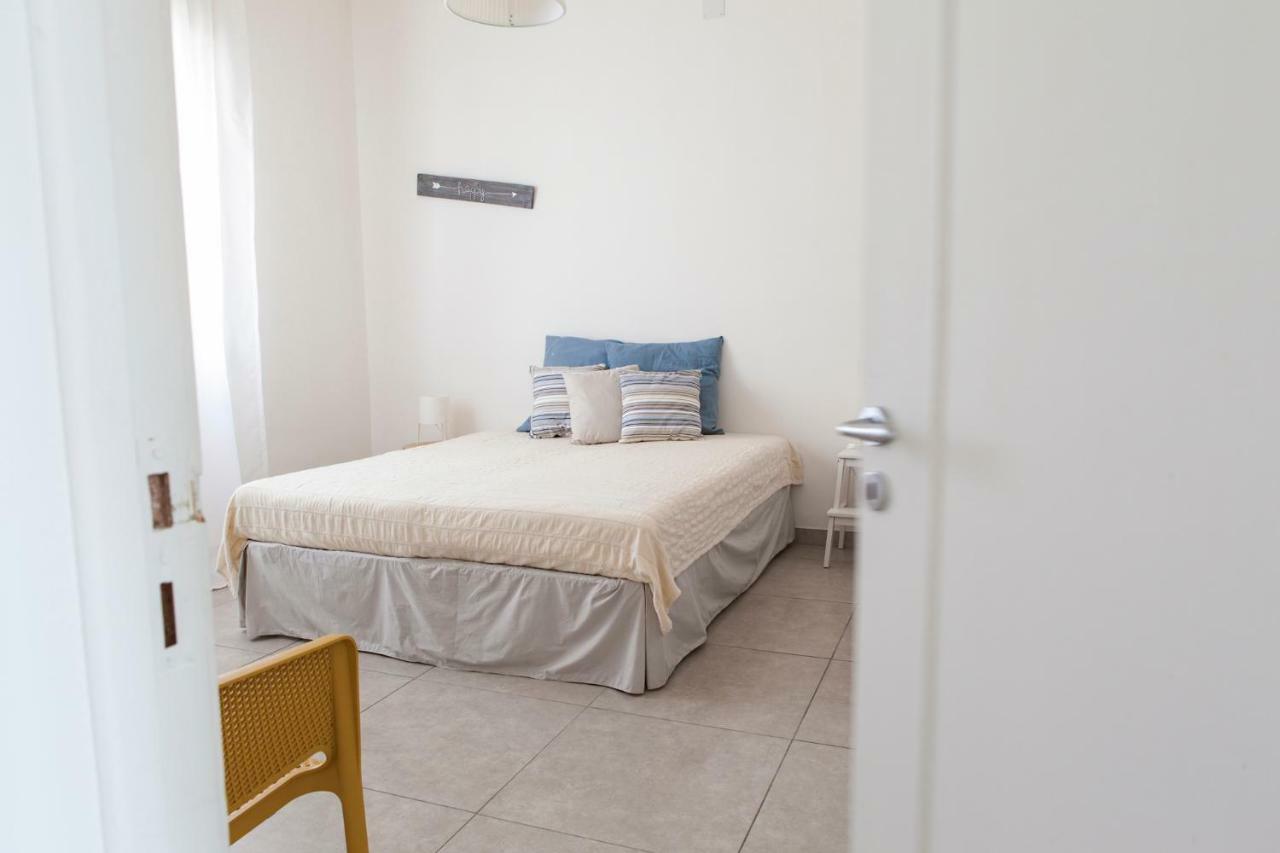 Sunkiss Apartment 500Mt Dal Mare ポルト・チェザーレオ エクステリア 写真